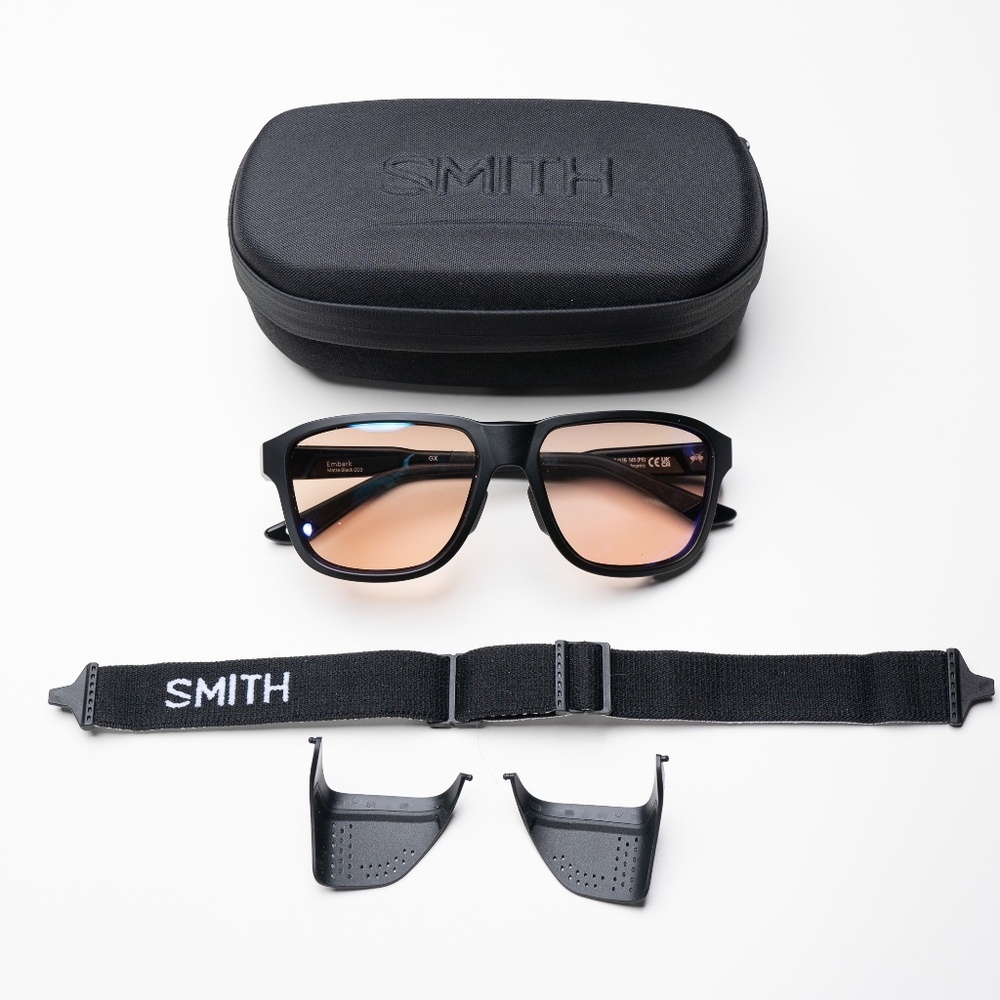 Smith Embark Sunglasses. Matte Black. ChromaPop Glacier copper blue mirror